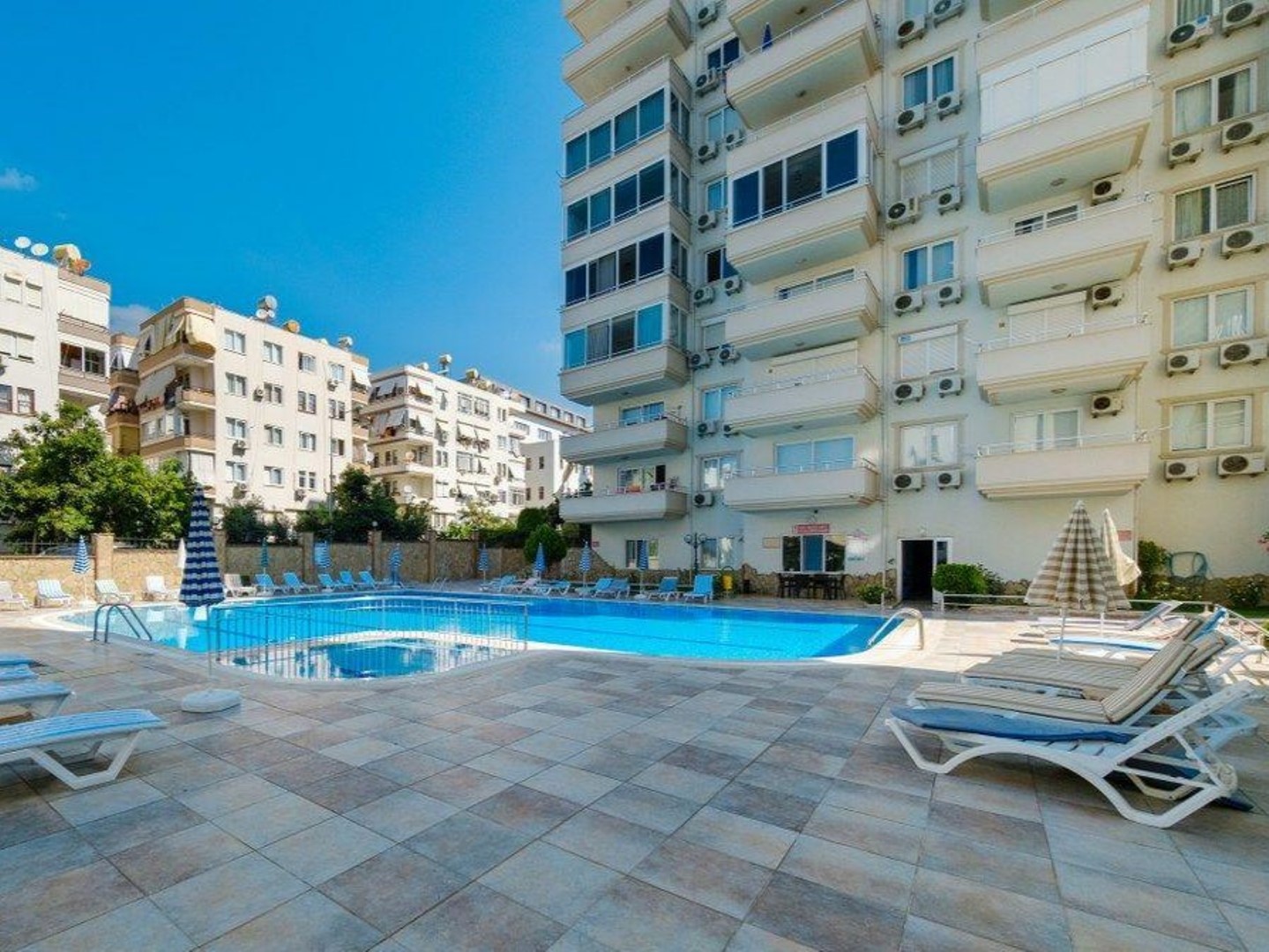 Alanya Real Estate Furnished 3 Room Apartment For Sale In Alanya 01