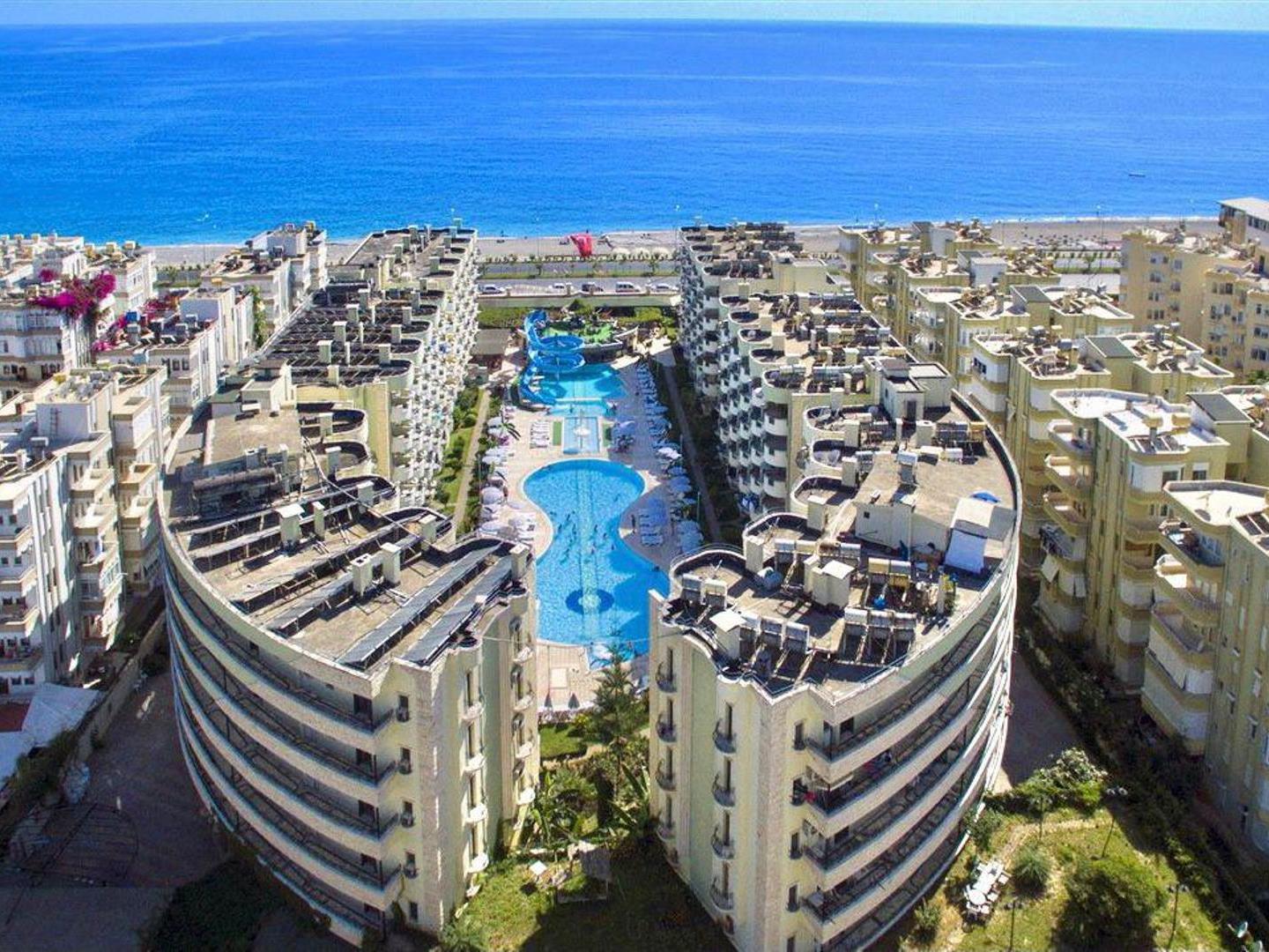 Alanya Real Estate Beachfront Furnished 2 Room Flat For Sale In Mahmutlar Alanya 09