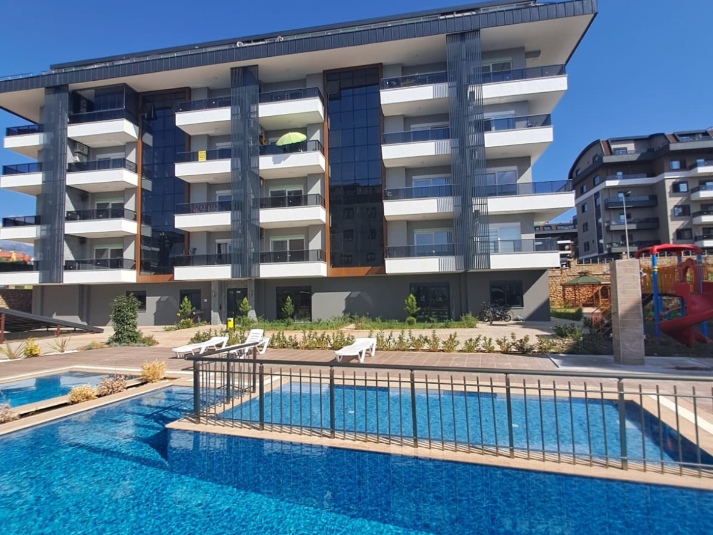 Alanya Real Estate Cheap Furnished 3 Room Apartment For Sale In Cleopatra Alanya 23