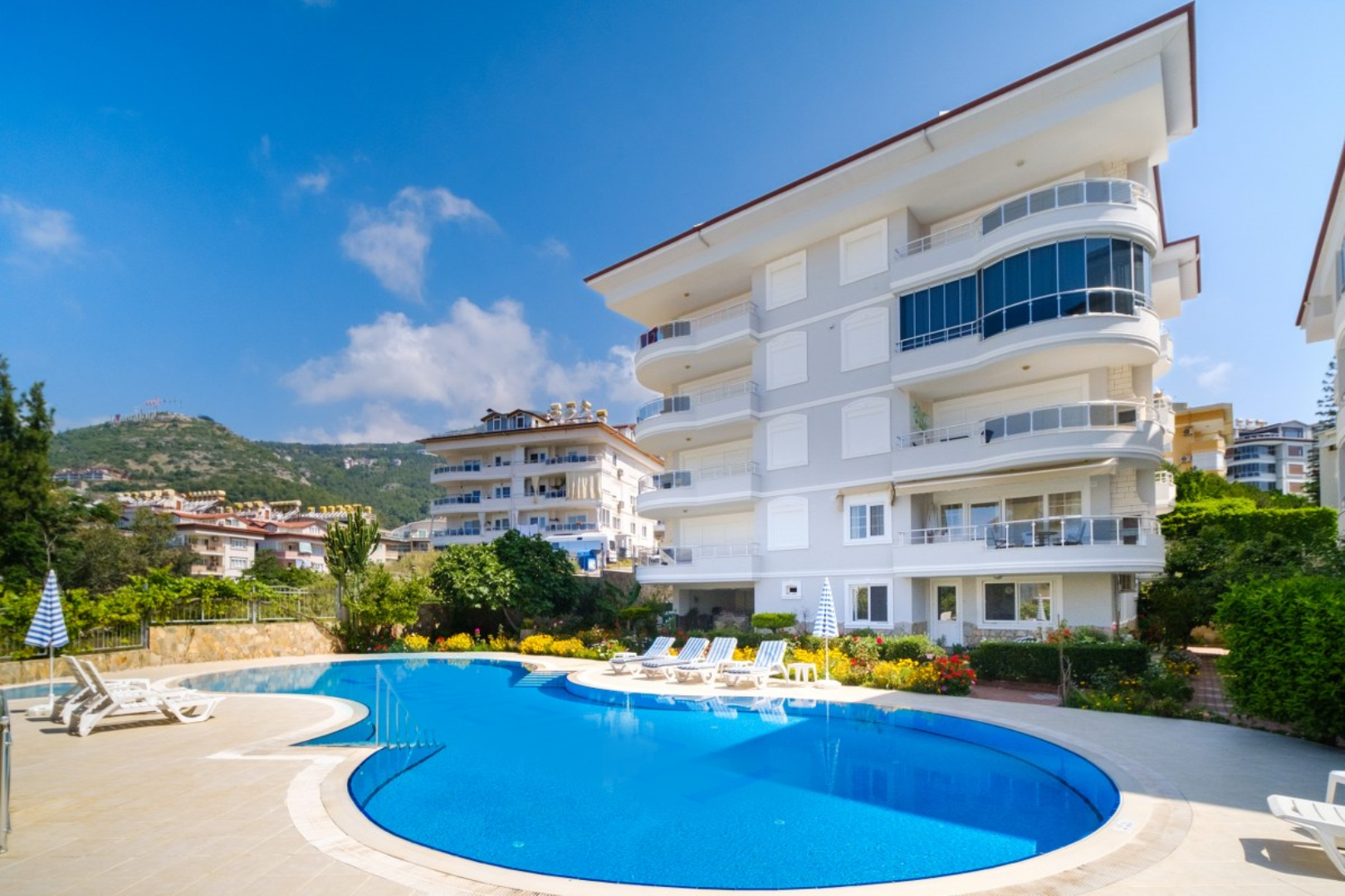 Alanya Real Estate Cheap Furnished 3 Room Apartment For Sale In Mahmutlar Alanya 01